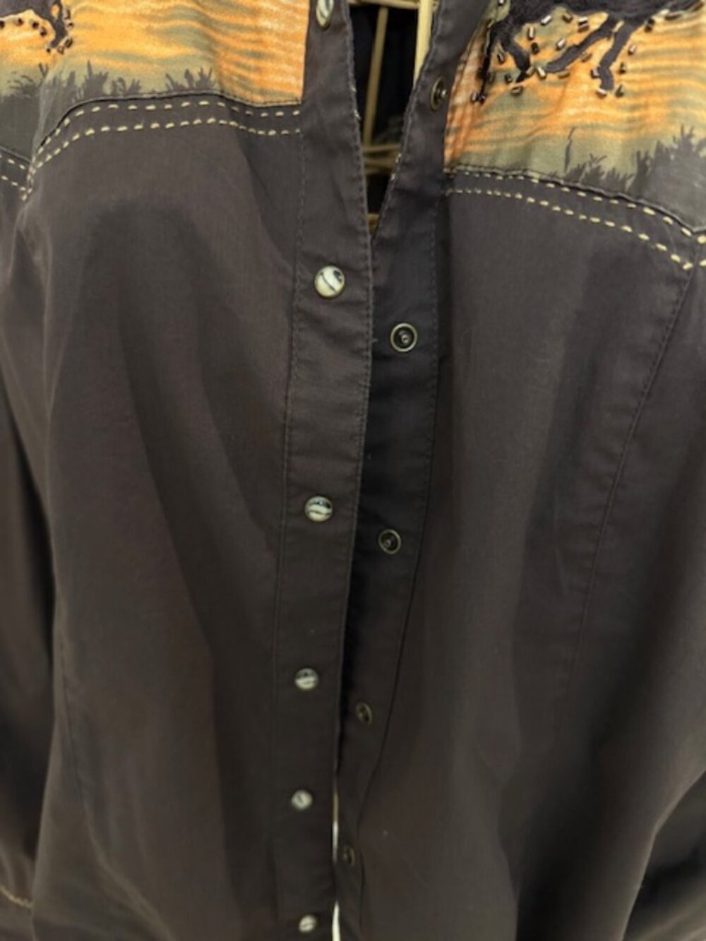 Reba brown and rust western horse-themed cowgirl shirt. - Picture 5 of 10